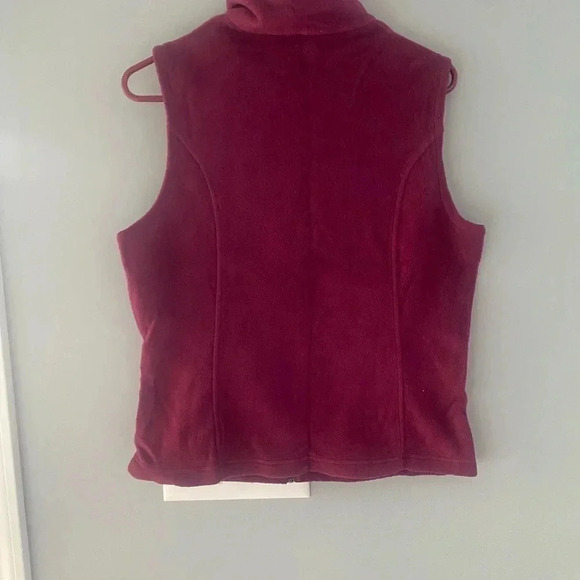 Columbia  Vest Full Zip Polyester Zip Pockets EUC Women's Size M Berry - Picture 2 of 6